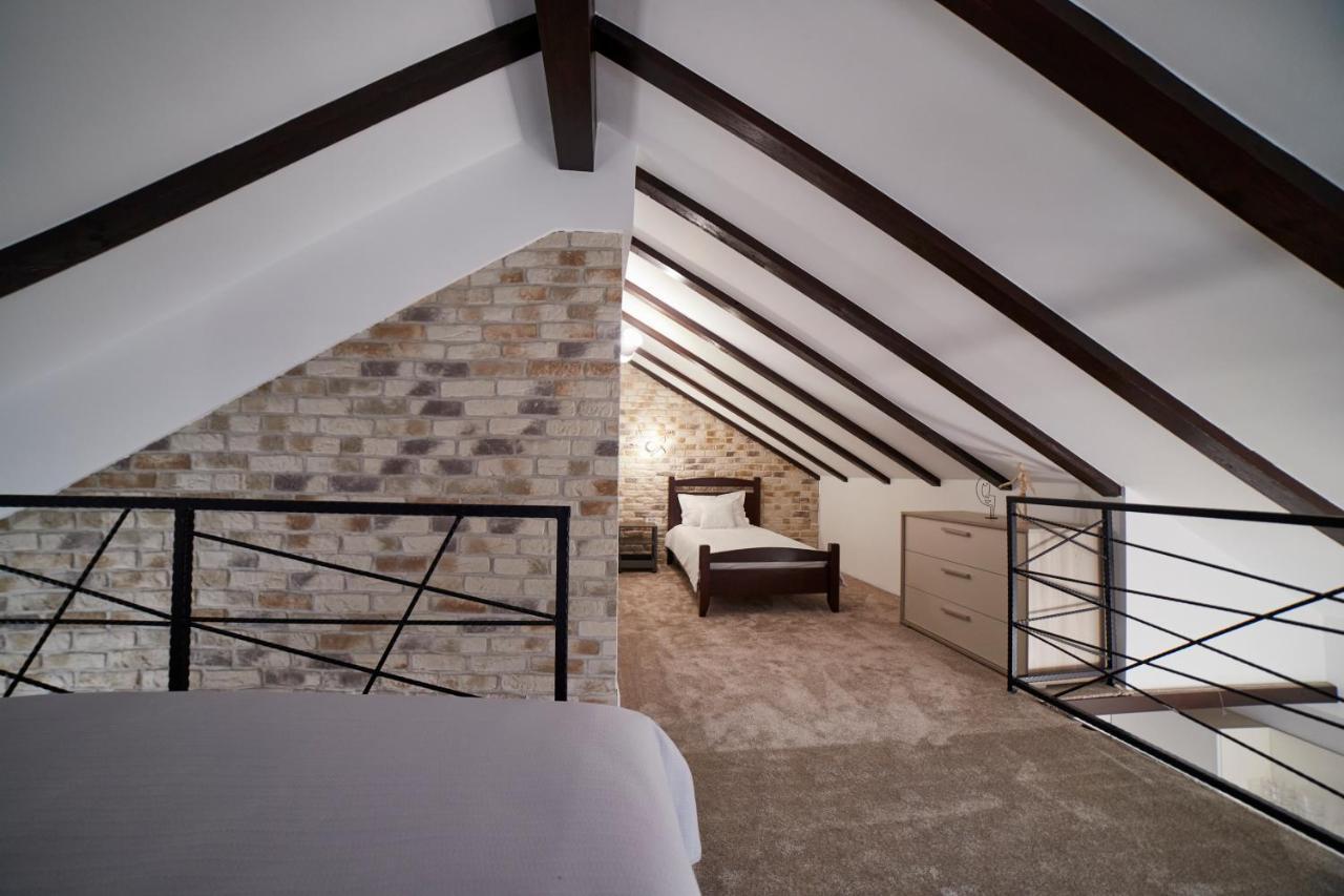 Casa Piti Hotel Braşov Buitenkant foto
