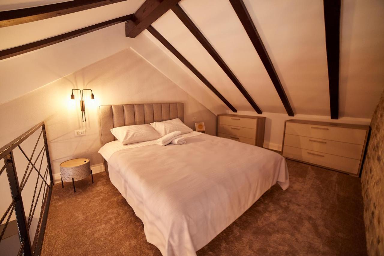 Casa Piti Hotel Braşov Buitenkant foto